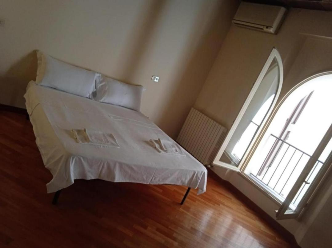 De' Pepoli Apartments Bologna Eksteriør bilde